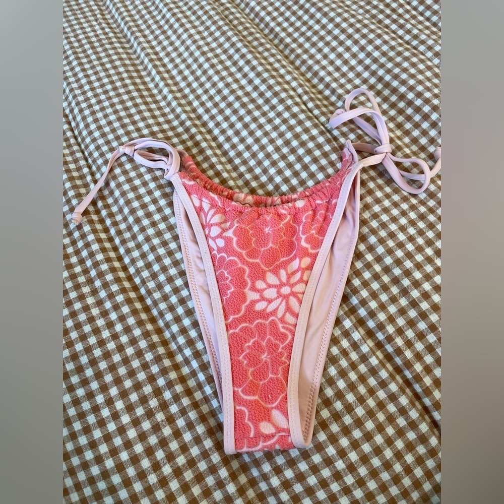 NEW Urban Outfitters Out From Under Pink and Coral High Rise Bikini Bottoms - Picture 1 of 5